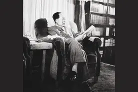 毛主席为何说"三天不学习，赶不上刘少奇"图片