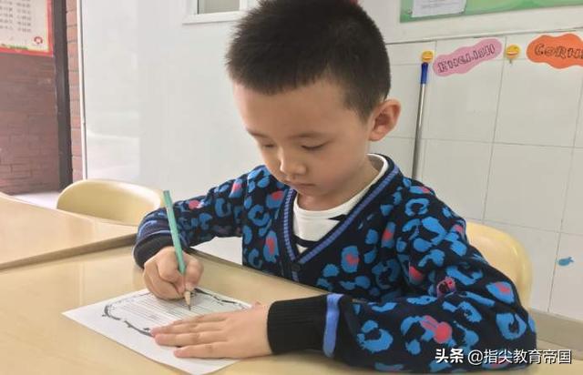 二下《雷锋叔叔，你在哪里》知识点，小学生第一次学对，才能学会