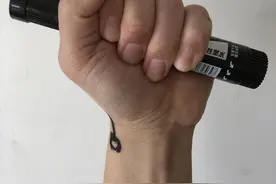 健身动作中，抓握方法不同，训练效果不同，带你了解握法小细节图片