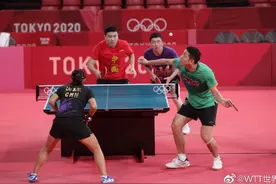 太逗了！国乒两位名将训练输球接受“祖传惩罚”，刘诗雯开怀大笑图片