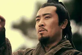 关羽和张飞从未学过武功，为何武艺如此高强？原因很简单图片
