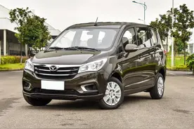 不到4万就能买到的7座MPV：潍柴英致727，你敢买吗？图片