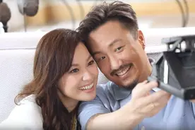 男星“X骚扰”粉丝实锤，大尺度聊天记录曝光：宠妻人设又崩了图片