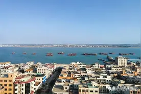一块标识牌蕴含的渔船精准监管模式 | 陆丰“定网、定格、定人、定责”,确保渔船安全生产图片