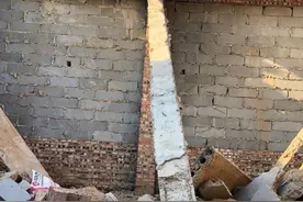 内丘一在建房屋坍塌水泥遭质疑 生产厂家回复称水泥经检验合格图片