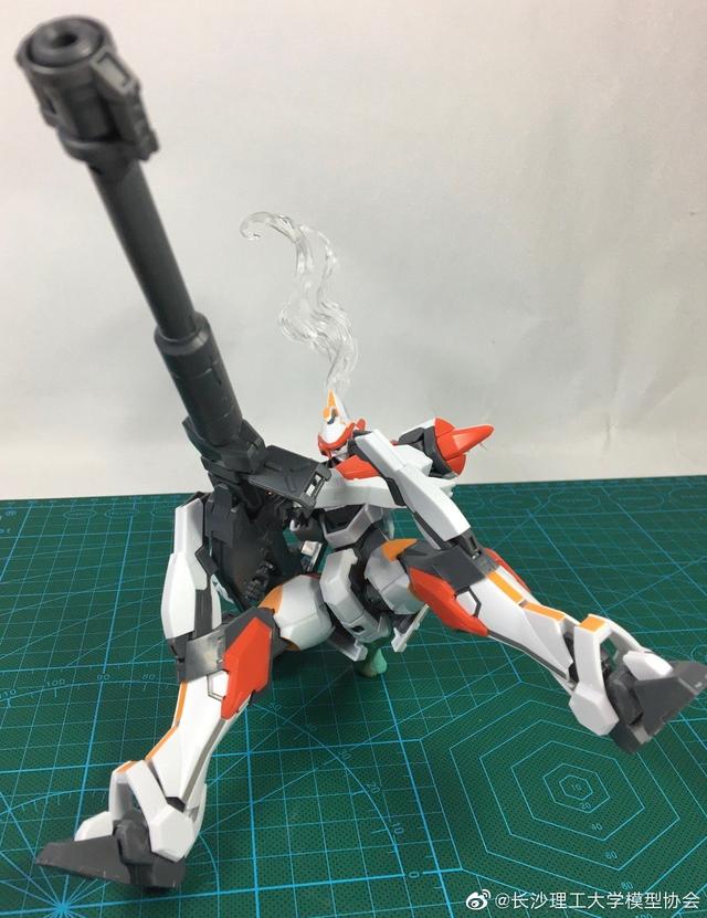 宅客模玩原创测评：青岛社 1/48 烈焰魔剑 测评（素组+展示部分）