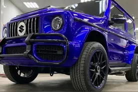 铃木吉姆尼“大G”改装版现身，内饰档次提升，上街回头率十足图片