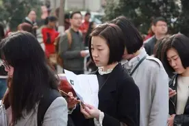 公务员政审没过，父母犯错殃及到子女，这种审核标准真的公平吗图片