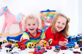 六一儿童节给孩子买什么礼物？父母买这三样玩具，益智又好玩图片