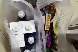 谁认识？悄悄为子弟兵送去三袋零食的通州小姐妹图片