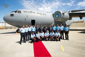 印度近10万高原驻军物资困难，有网友尬吹：C17空投就行图片