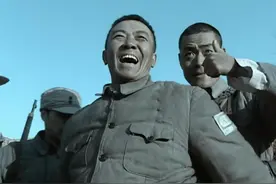 《亮剑》中骑兵连被包围，日军为什么不开枪？这里面有什么隐情？图片