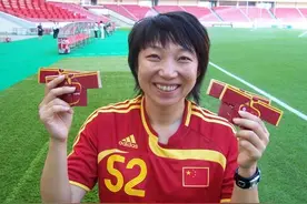 孙雯是20世纪优秀女足，号称“中国马拉多纳”，现面试女足新帅图片