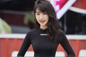 “乘风破浪”李菲儿：姐人狠话不多，跨界就是拼图片