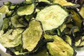 晒黄瓜干需要焯水吗？农村大妈教你正确做法，又香又脆，一天晒干图片