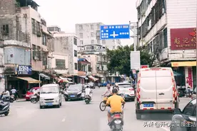 广东湛江的雷州老街，沧桑有历史，这里的人是福建莆田人的后代？图片