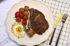 在家就可以自己做的战斧牛排，肉食者的最爱，每一口都很满足图片
