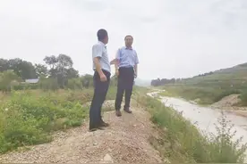 裴贵军督查河长制落实情况图片