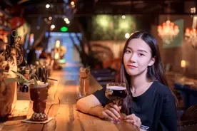 相亲吃饭花五百块，男生要AA遭拒：她又没答应，凭什么让我请她图片