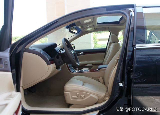 凯迪拉克SLS赛威3.0 V6实拍，外型绝对够霸气，话说也是油老虎？