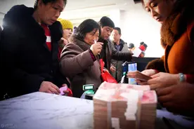 没搞懂这个问题，你买的保险就是骗人的图片