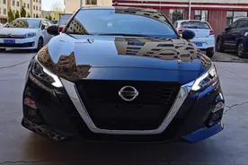 日产天籁：试驾2.0L XL 舒适版，配真皮大沙发座椅实测油耗7.5L图片