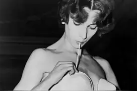 银本康——带你了解20世纪60年代出现的女性充气胸罩图片