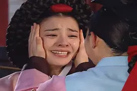 小姐妹再相见泪眼朦胧，李英爱和朴恩惠相拥痛哭，太感动了视频封面
