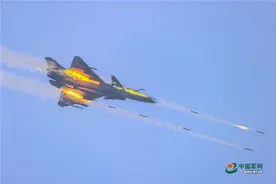 南部战区空军航空兵某旅这样开展实弹打靶训练图片