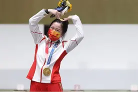 没有网红脸，却不要太可爱，杨倩才是真的需要我们守护的中国女孩图片