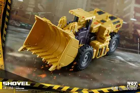 「变形金刚 - TW」 G2配色挖地虎 - 铲土机 ​​​​TW-C05B图片