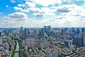 全力以赴争创全国文明典范城市图片
