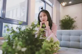 神仙颜值！江苏985美女学霸：国奖校奖大满贯，助力母校缔造一项"奇迹"！图片