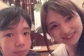 日本男艺人，身高109cm，逆袭人生图片