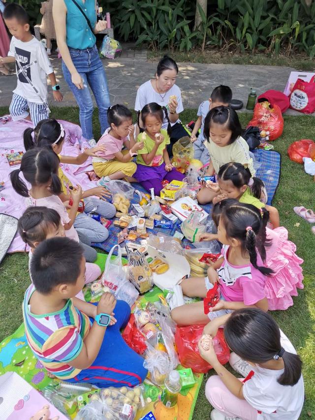 �ǳ��������ӻ������������ͬѧ�����С��Ӫ�����ó��󻷾�