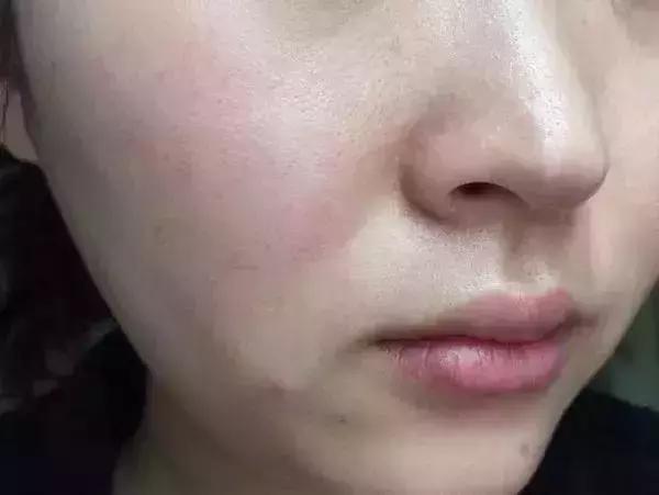 直播洗脸竟成了明星抢流量的绝招！氨基酸泡泡洁面，素颜更自信