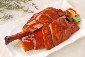 广东烧鹅（广州肥味叉广式烧腊卤味培训中心实用菜式系列）图片