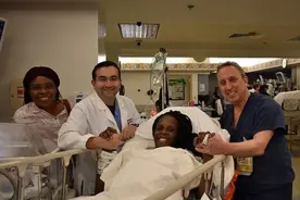 25岁“英雄母亲”火了，自然受孕一胎生九个，将申请吉尼斯纪录图片