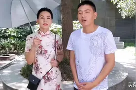 河南30岁小伙娶56岁“富婆”婚后晒幸福引热议 网友：是真爱 羡慕图片