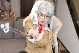 腐团儿大秀“肋骨照”，真的绝了！小九低调得多图片