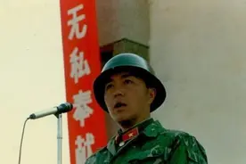 秦基伟的儿子要去打越南含泪辞行，秦基伟臭骂：这小仗算什么？图片