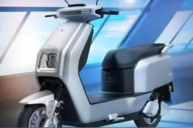爱玛大G N600发布，硬派风格造型，充电2小时续航100公里图片