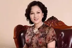 55岁以上中老年人如何穿好遮肚装图片