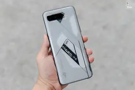 腾讯ROG游戏手机5幻影体验：18GB运存旗舰，玩游戏有多爽图片