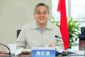 今年首个跨省的省部级！全国首位“70后”省会城市市长，跻身省级常委图片