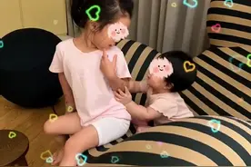 陈赫七夕不发老婆晒女儿，安安正脸首次曝光！长相酷似张子萱图片