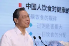 84岁钟南山劝告我们，5吃5不吃，网友：我再也不敢乱吃了图片