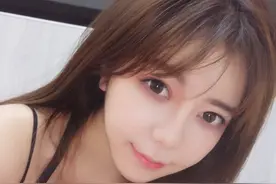 人气模特女主播刘飞儿，吃安眠药轻生，粉丝察觉异常及时报警图片