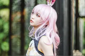 《崩坏学园》八重樱cosplay，旗袍装扮的小姐姐典雅迷人！图片