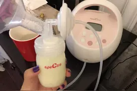 “背奶一族”是手动挤奶好，还是吸奶器吸奶好？其实是因人而异图片